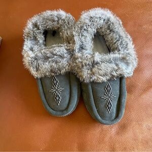 Women's Gray Fur-Lined Moccasin Slippers